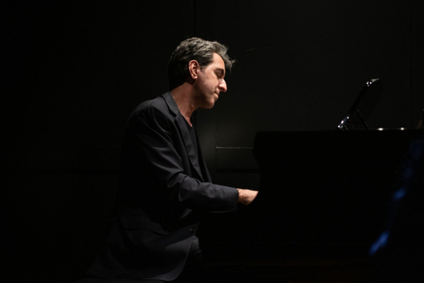 Photos: Jason Robert Brown Performs at Dramatists Guild Foundation Salon Event  Image