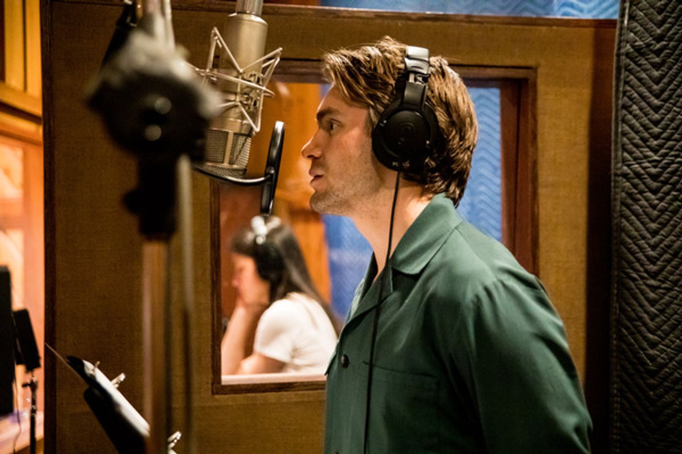 Photos: See Phillipa Soo, Andrew Burnap, Jordan Donica & More Recording the CAMELOT Cast Album  Image