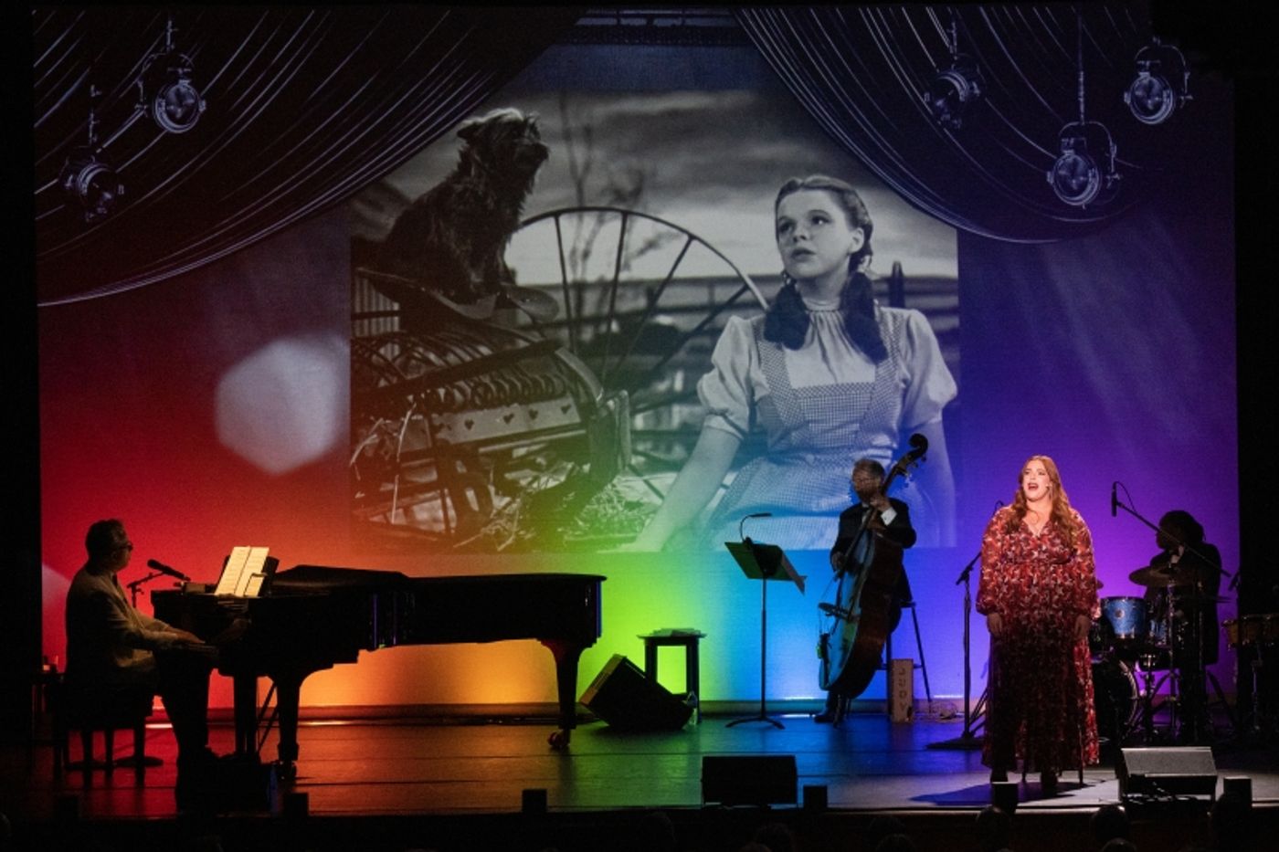 Photos: JUDY ON TV! at 92NY In A Richard Termine Photo Flash  Image