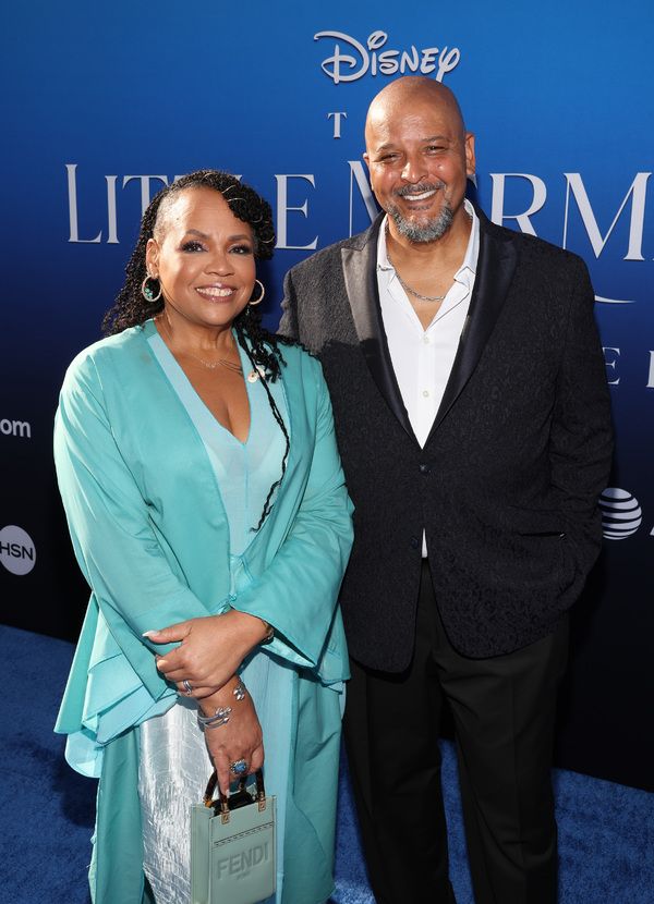 LOS ANGELES, CALIFORNIA - MAY 08: Lisa Price and Husband Gordon Price attend the Worl Photo