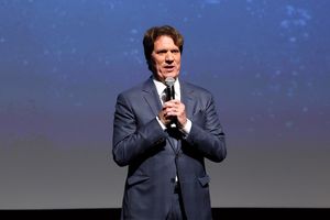 LOS ANGELES, CALIFORNIA - MAY 08: Rob Marshall attends the World Premiere of Disney's Photo