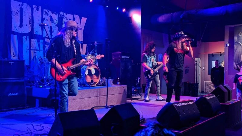 Review: ALCOHOL POISON at TCs Midtown Grill  Image