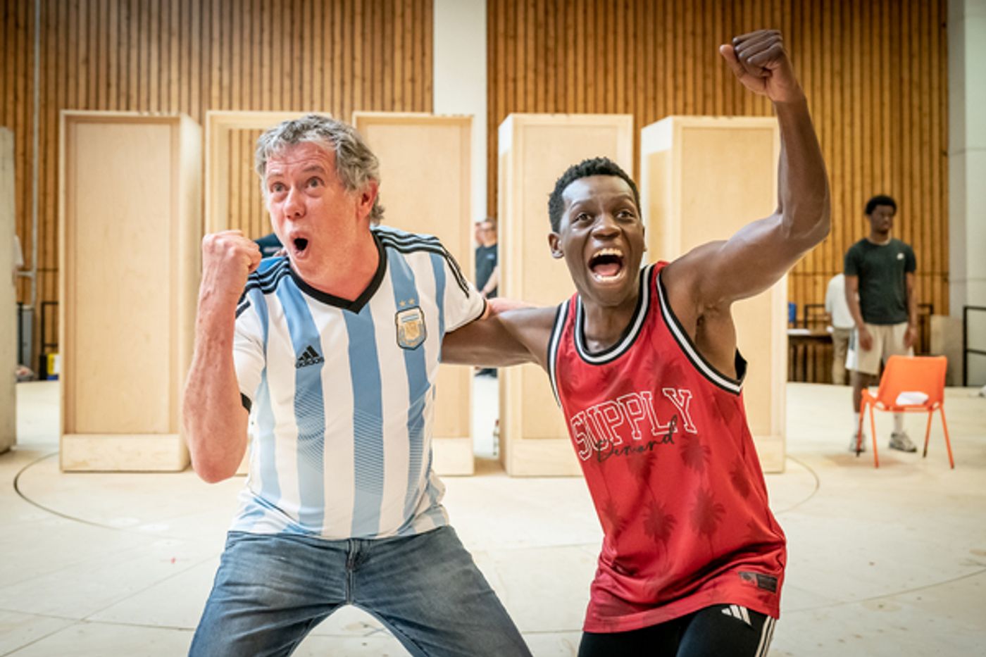 Photos: Full Cast Set for Joseph Fiennes-Led DEAR ENGLAND; Get a First Look Inside Rehearsals  Image