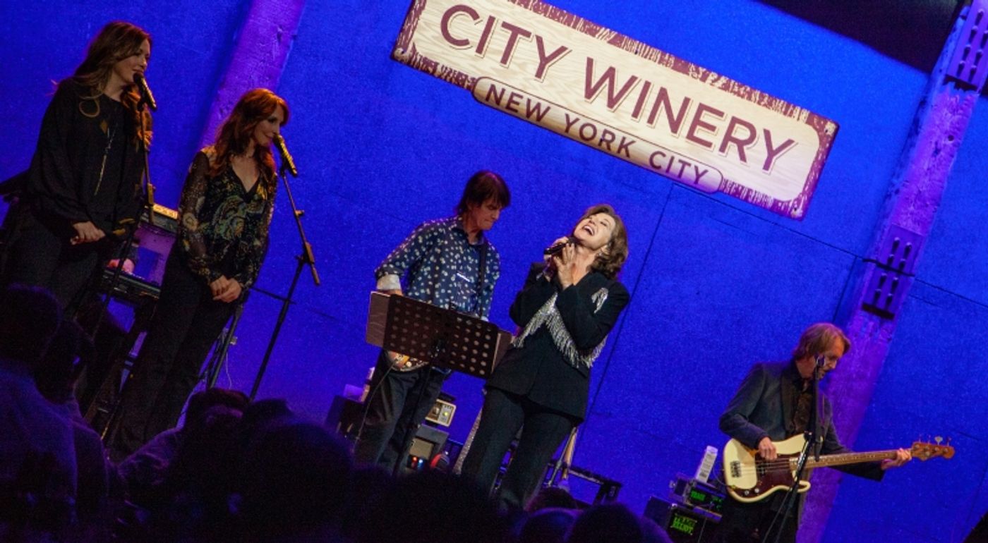 Review: AMY GRANT Shines A Peaceful Musical Light On City Winery Audience Review: AMY GRANT Shines A Peaceful Musical Light On City Winery Audience Image