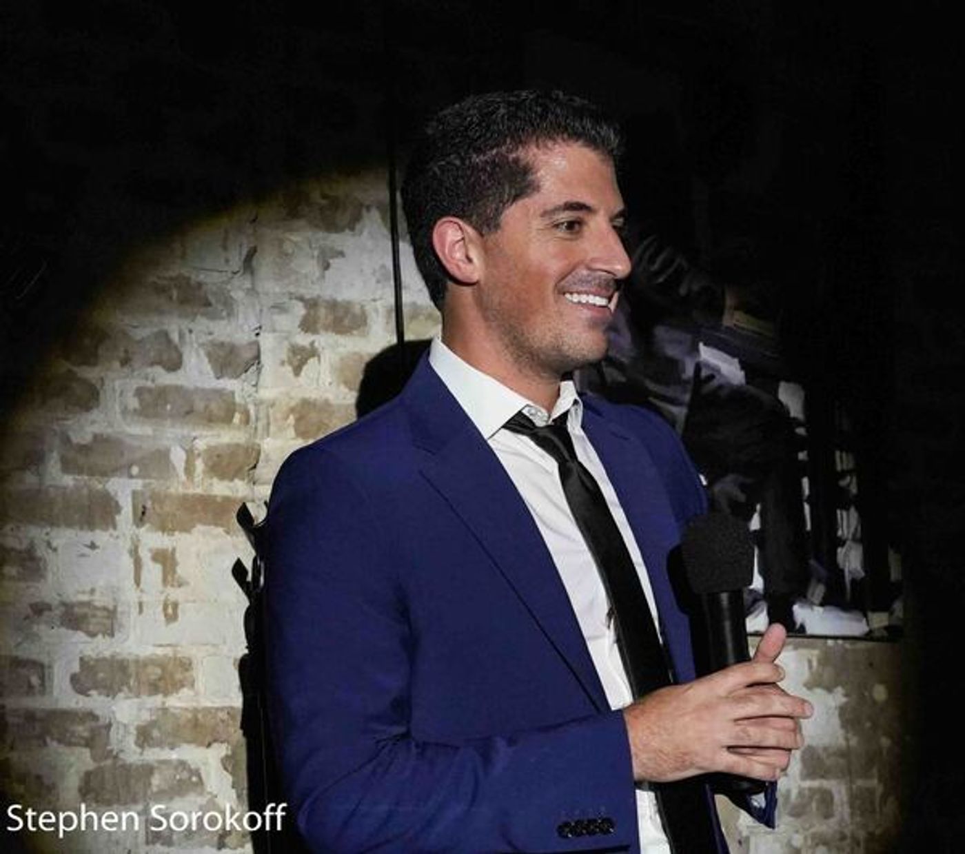 Photos: Anthony Nunziata Sneak Previews Cafe Carlyle Debut at Cafe Centro  Image