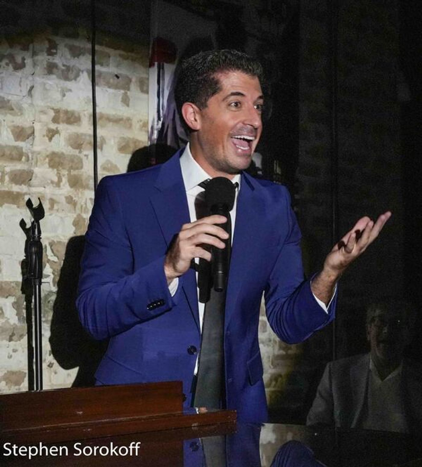 Photos: Anthony Nunziata Sneak Previews Cafe Carlyle Debut at Cafe Centro  Image