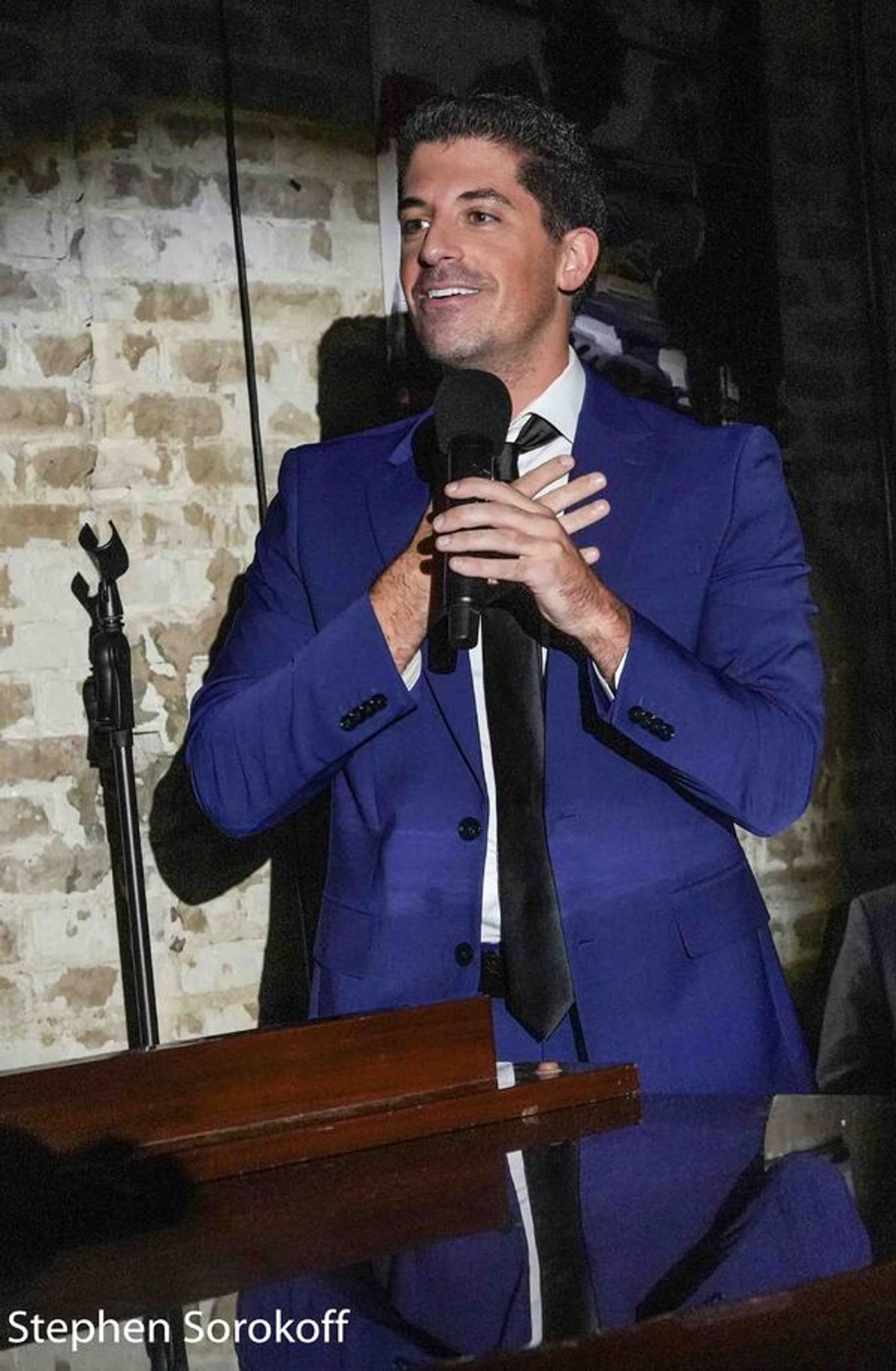 Photos: Anthony Nunziata Sneak Previews Cafe Carlyle Debut at Cafe Centro  Image