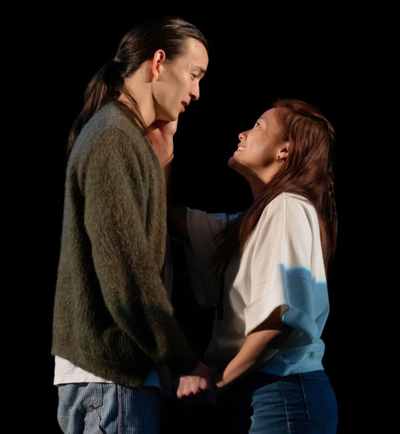 Photos: First Look at Hansol Jung's Modern Verse Translation of ROMEO AND JULIET  Image