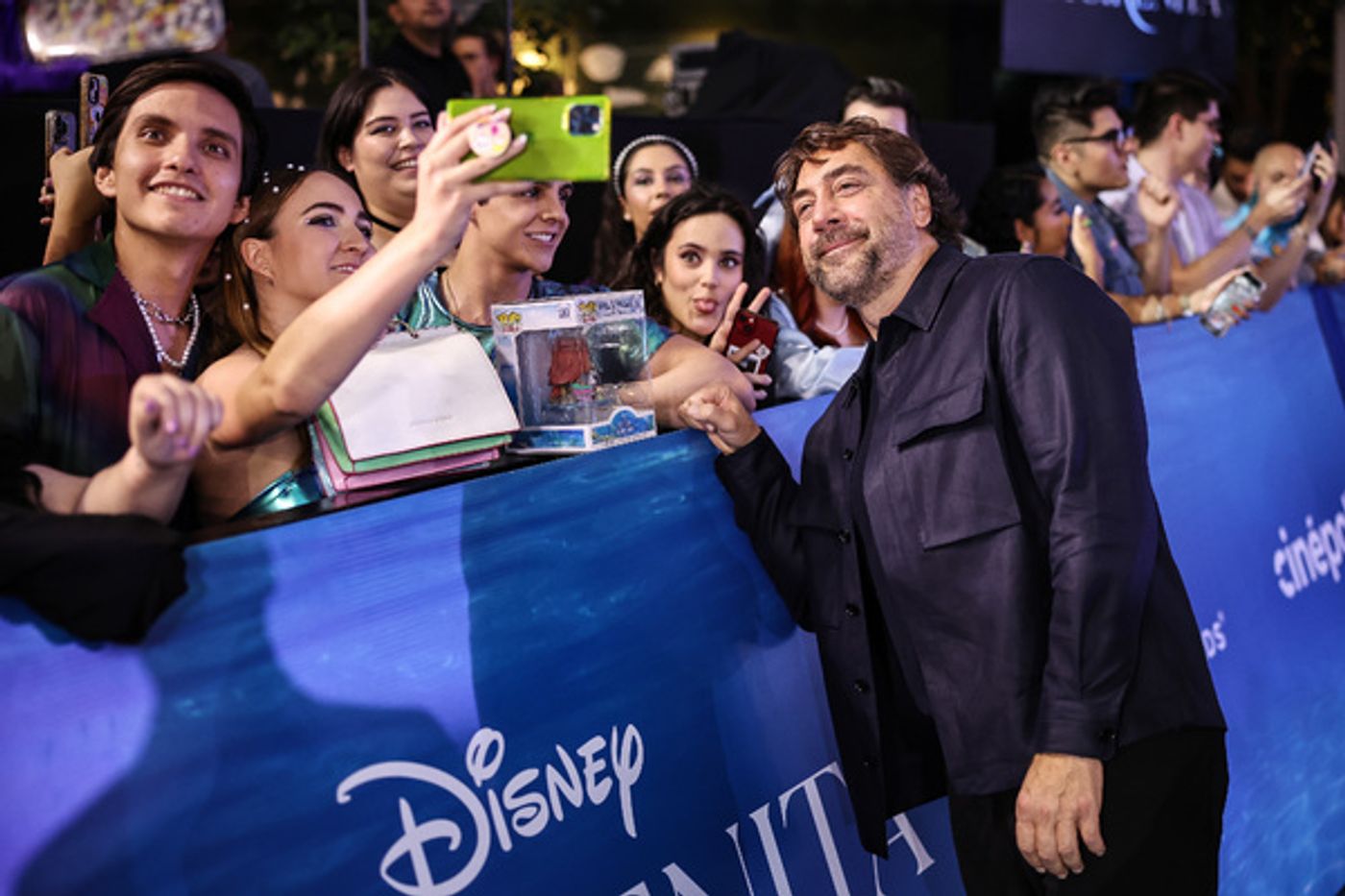 Photos: Halle Bailey & Javier Bardem Attend THE LITTLE MERMAID Mexico City Premiere  Image