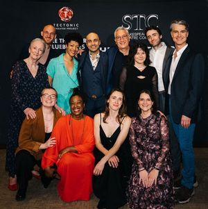 Moisés Kaufman, Amanda Gronich, and The Cast of Here There Are Blueberries Photo