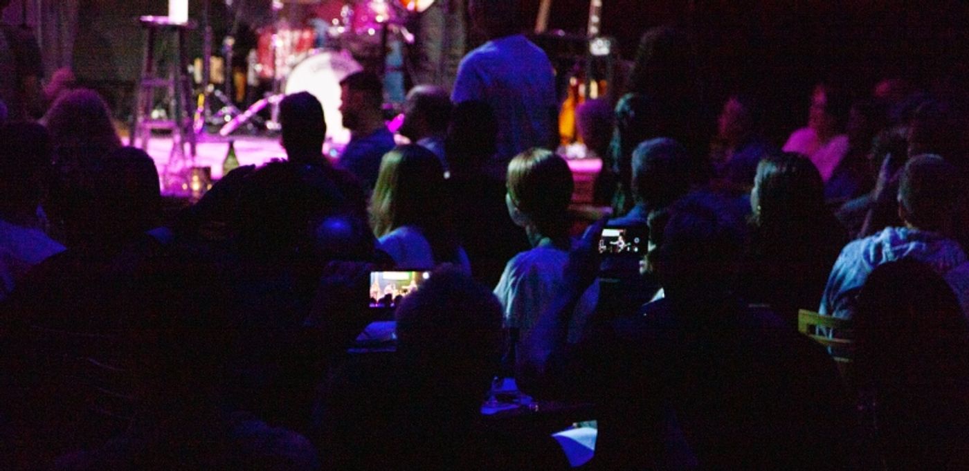 Review: AMY GRANT Shines A Peaceful Musical Light On City Winery Audience Review: AMY GRANT Shines A Peaceful Musical Light On City Winery Audience Image