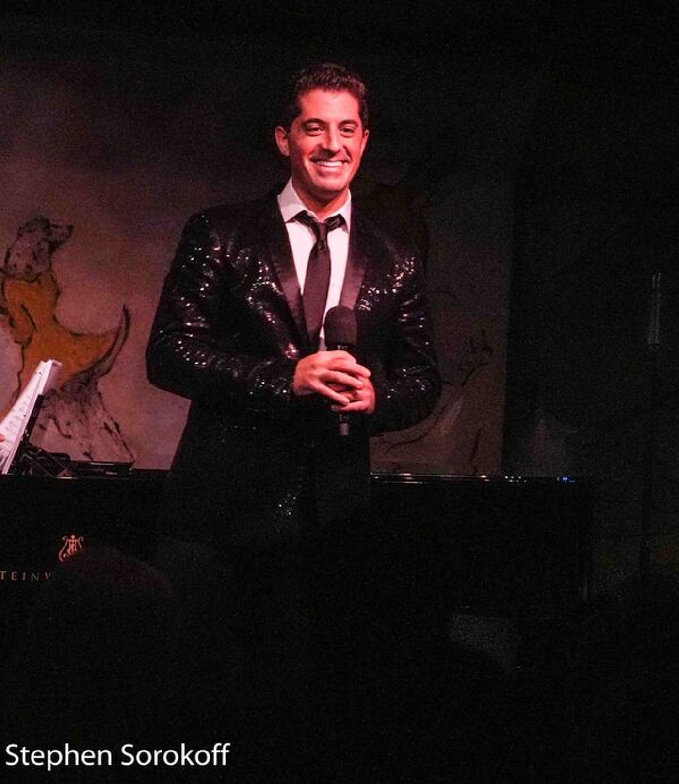 Photos: Anthony Nunziata Makes Cafe Carlyle Debut  Image