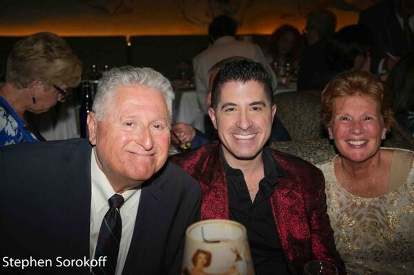 Photos: Anthony Nunziata Makes Cafe Carlyle Debut  Image