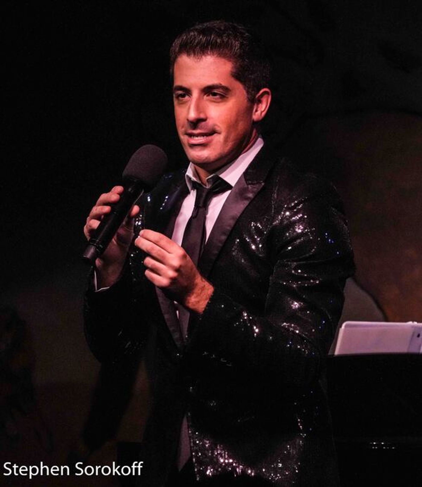 Photos: Anthony Nunziata Makes Cafe Carlyle Debut  Image