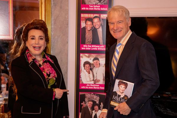 Photos: Go Inside The Hollywood Museum's Mother's Day Tribute to MOTION PICTURE MOTHERS  Image