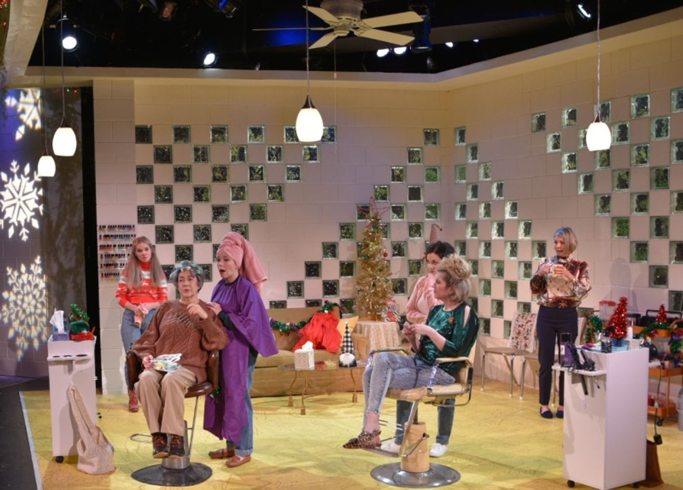Review: STEEL MAGNOLIAS at MTH Theatre  Image