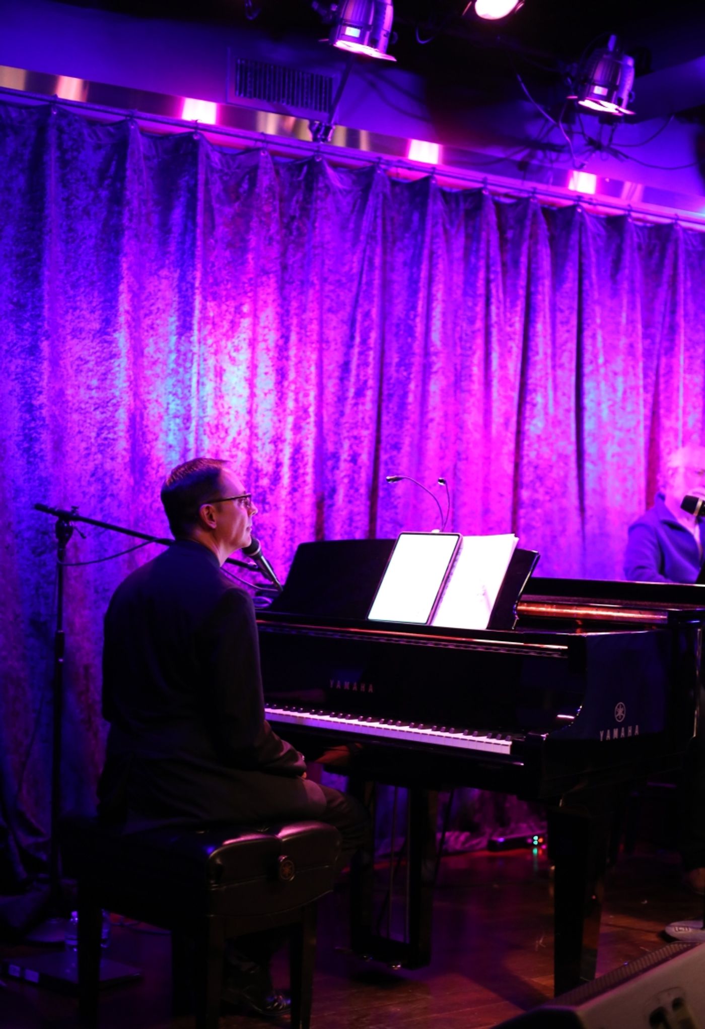 Photos: May 9th LINEUP WITH SUSIE MOSHER Full Of Female Fabulosity  Image