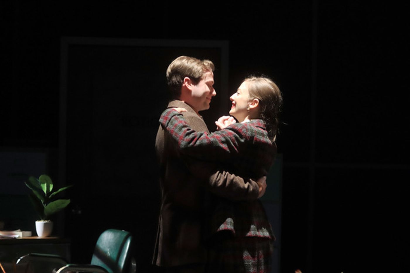 Photos: First Look at THE BEST OF EVERYTHING at Main Street Theater  Image