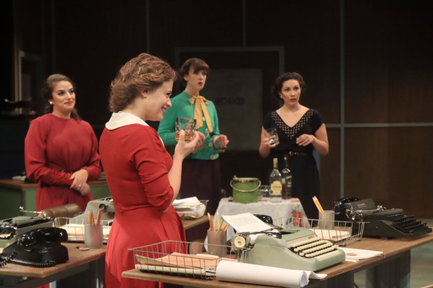 Photos: First Look at THE BEST OF EVERYTHING at Main Street Theater  Image