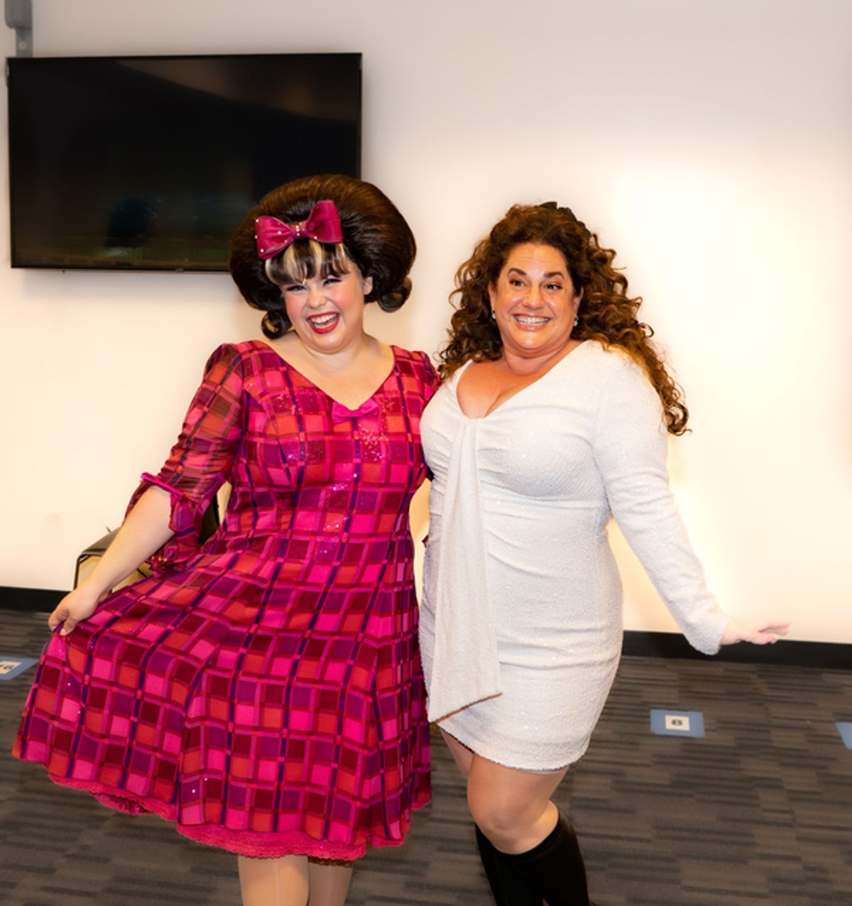 Marissa Jaret Winokur and Niki Metcalfe at 