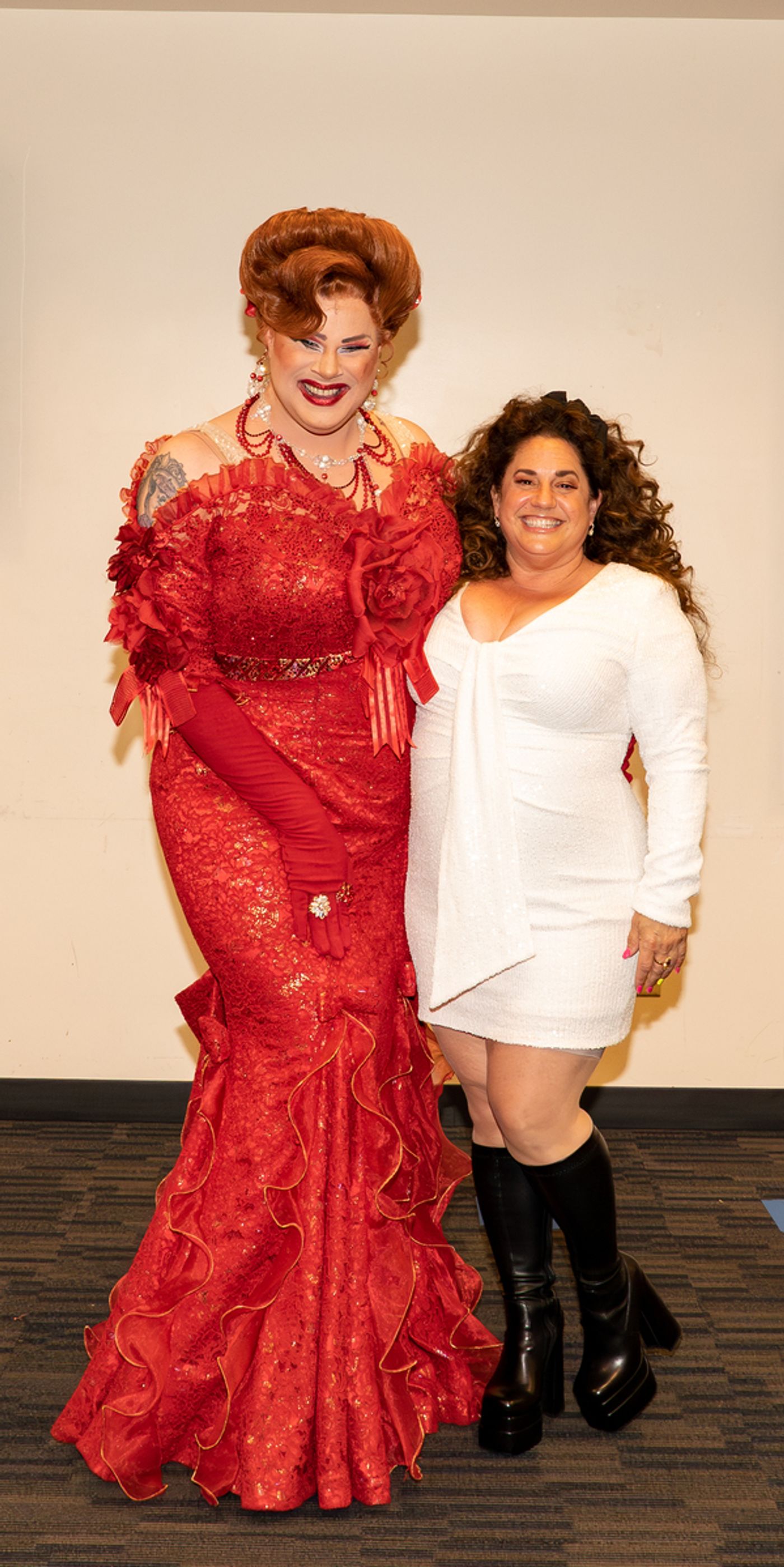 Photos: Marissa Jaret Winokur Visits the Tour of HAIRSPRAY  Image
