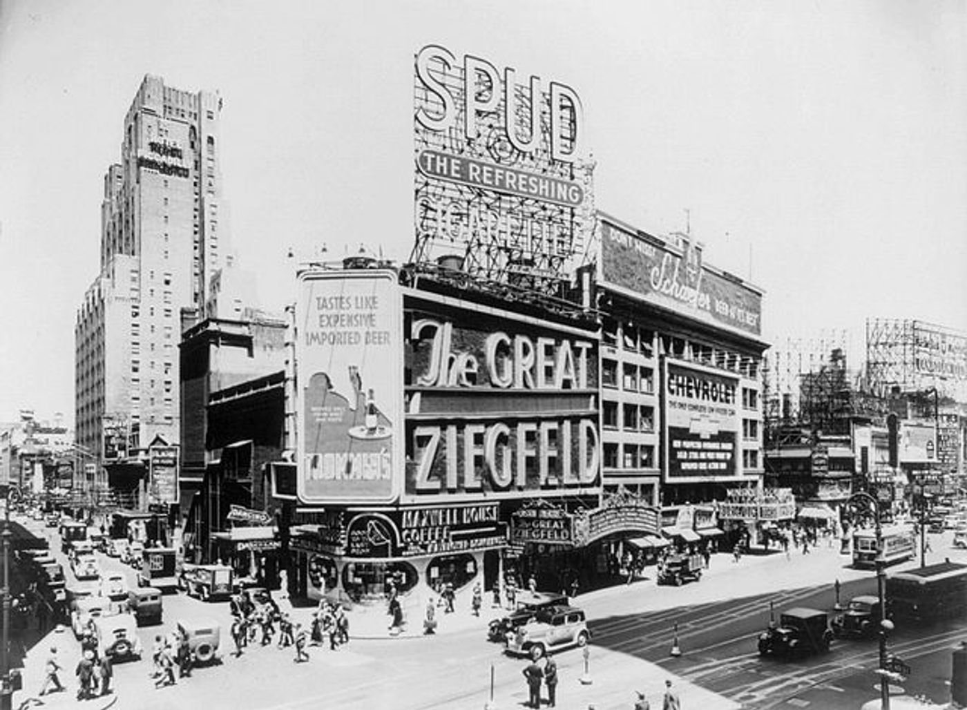What Is the History of Shubert Alley?  Image