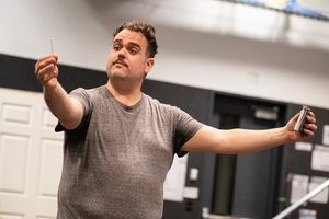 Greg Hildreth @ BroadwayWorld Greg Hildreth Photo