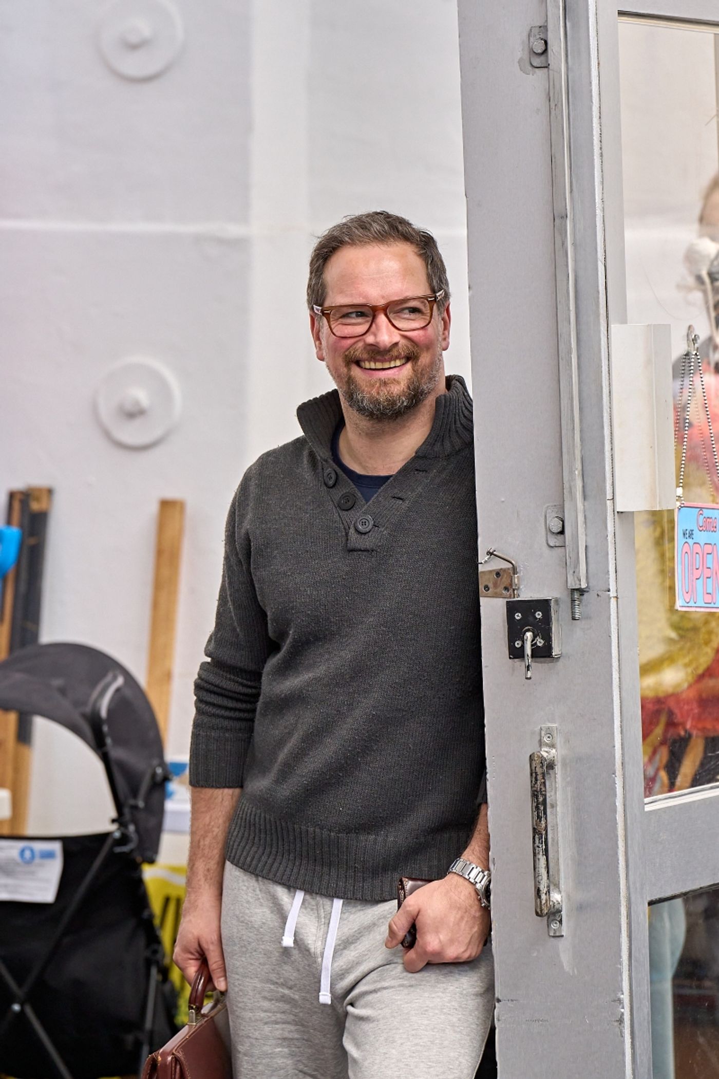 Interview: 'This is the Most Meta Acting Gig Ever!' Andy Karl on Being a Clown, UK Audiences and Returning to GROUNDHOG DAY  Image