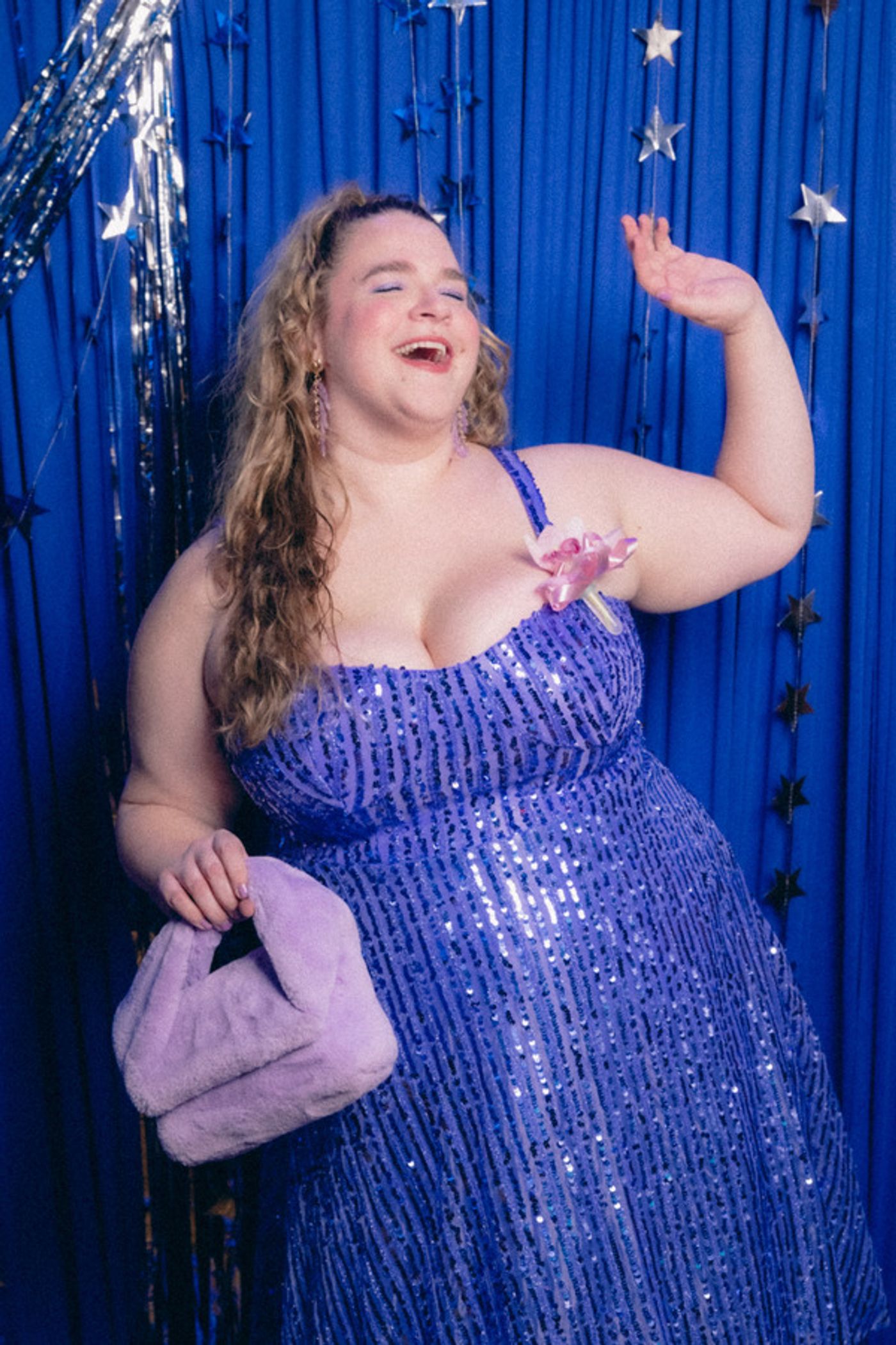 Photos: KIMBERLY AKIMBO Company Poses at 1999 New Jersey Prom Party  Image