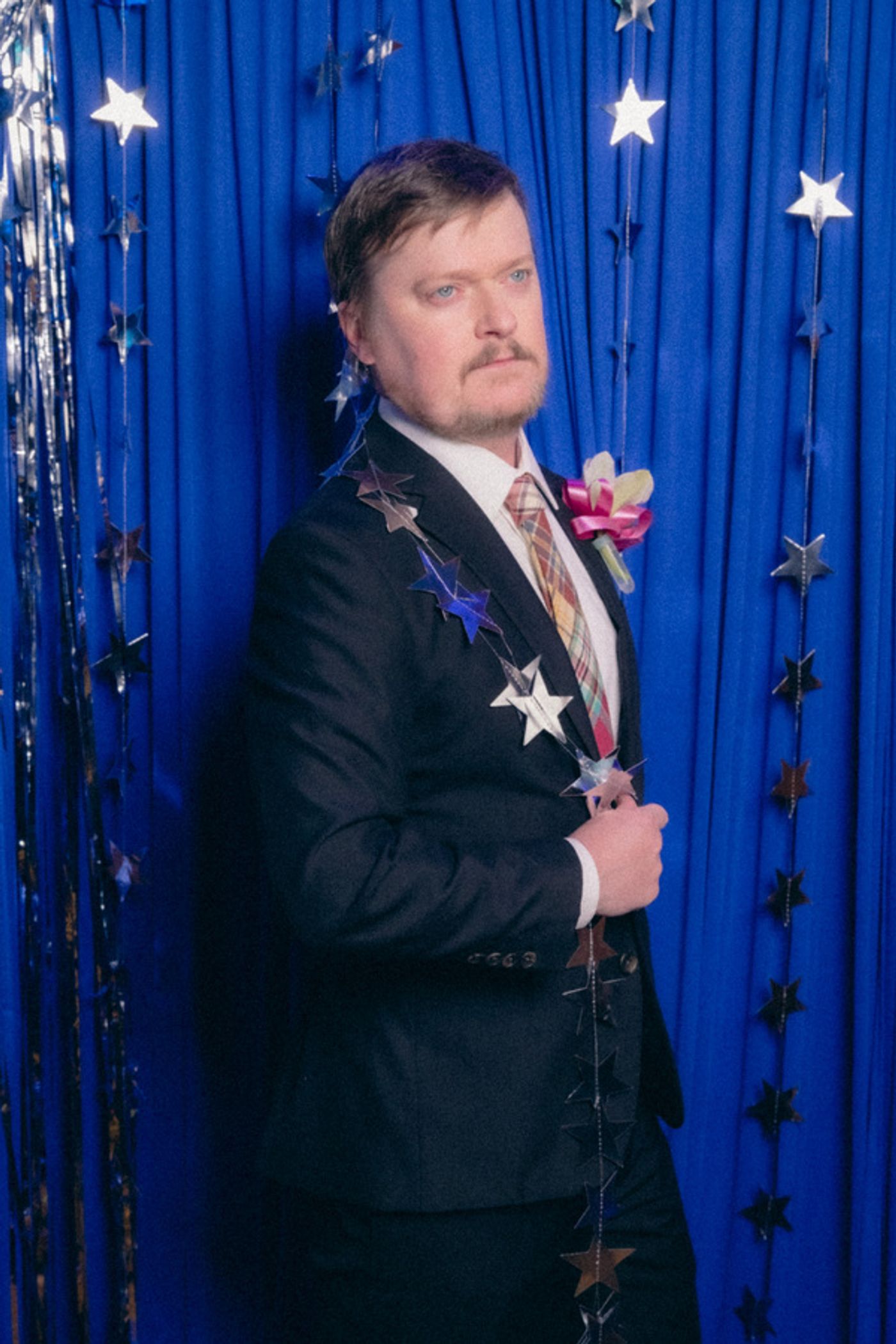 Photos: KIMBERLY AKIMBO Company Poses at 1999 New Jersey Prom Party  Image