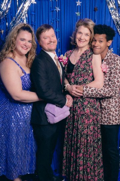 Bonnie Milligan, Steven Boyer, Victoria Clark, Justin Cooley Photo