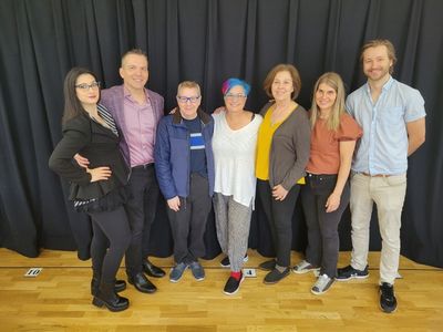 Rachel Klein, Jim Kierstead, Paul Gordon, Linda Karn, Donna Trinkoff, 
Jodie Moore, J Photo