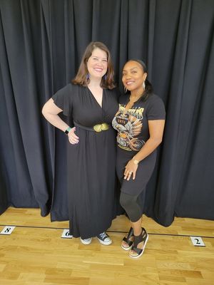 Lauren Elder, Badia Farha
 Photo