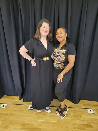 Lauren Elder, Badia Farha
 Photo
