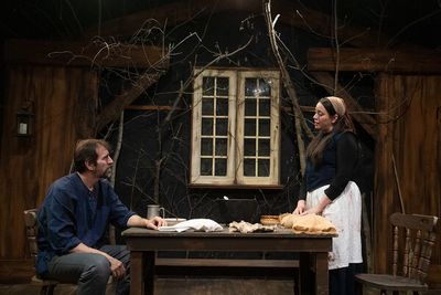 Mark Pracht (John Proctor), Devon Carson Photo