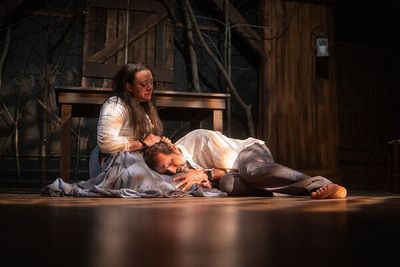 Devon Carson (Elizabeth Proctor), Mark Pracht Photo