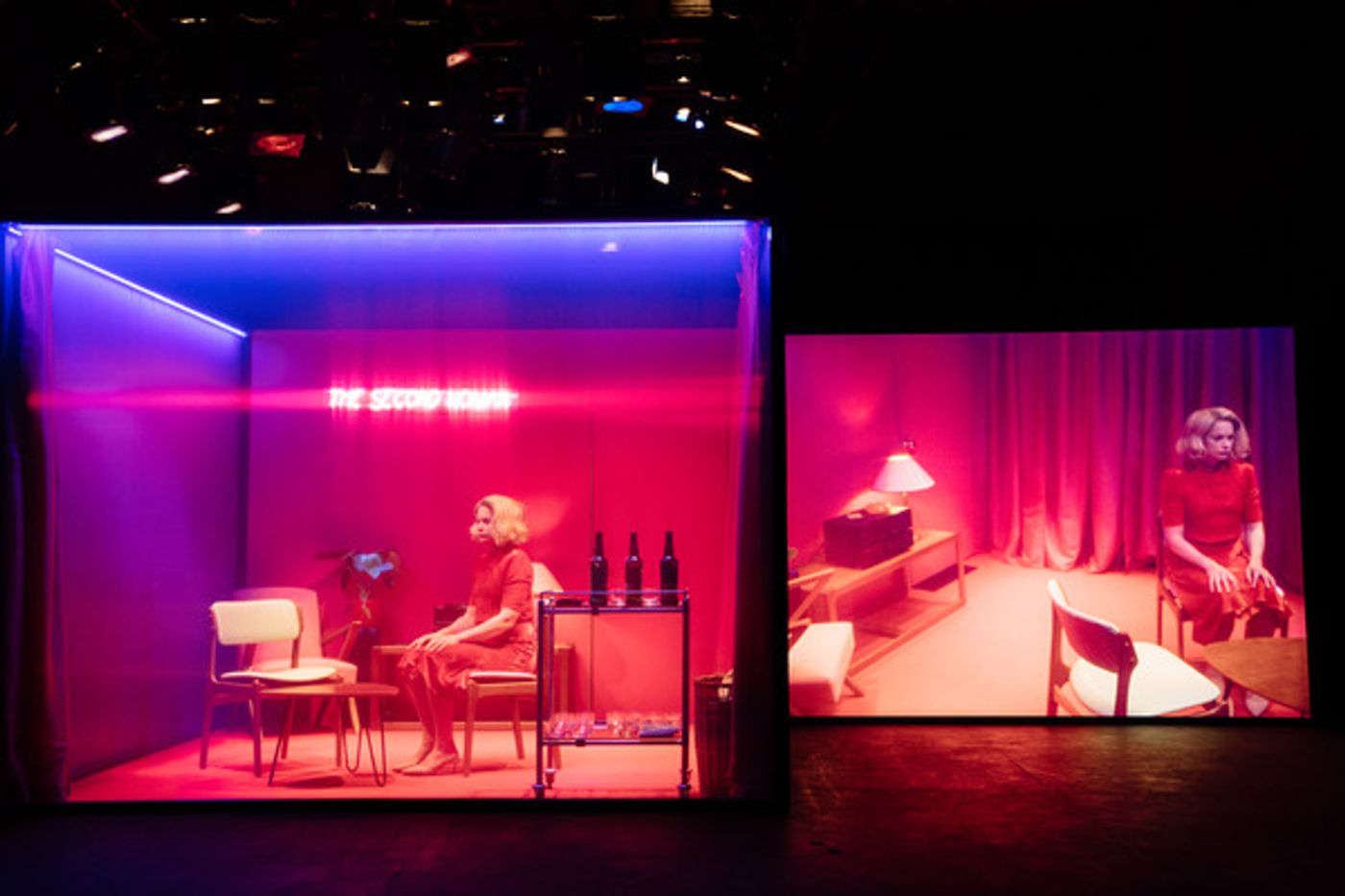 Photos: First Look at Ruth Wilson in THE SECOND WOMAN at the Young Vic Theatre  Image