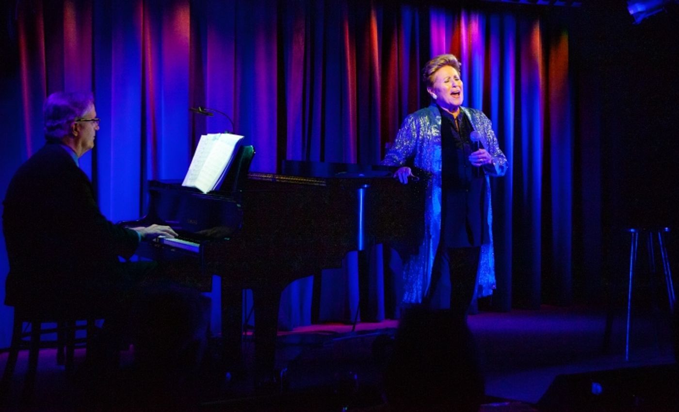 Review: Lorna Dallas Divinely Displays GLAMOROUS NIGHTS AND RAINY DAYS at The Laurie Beechman Theatre  Image