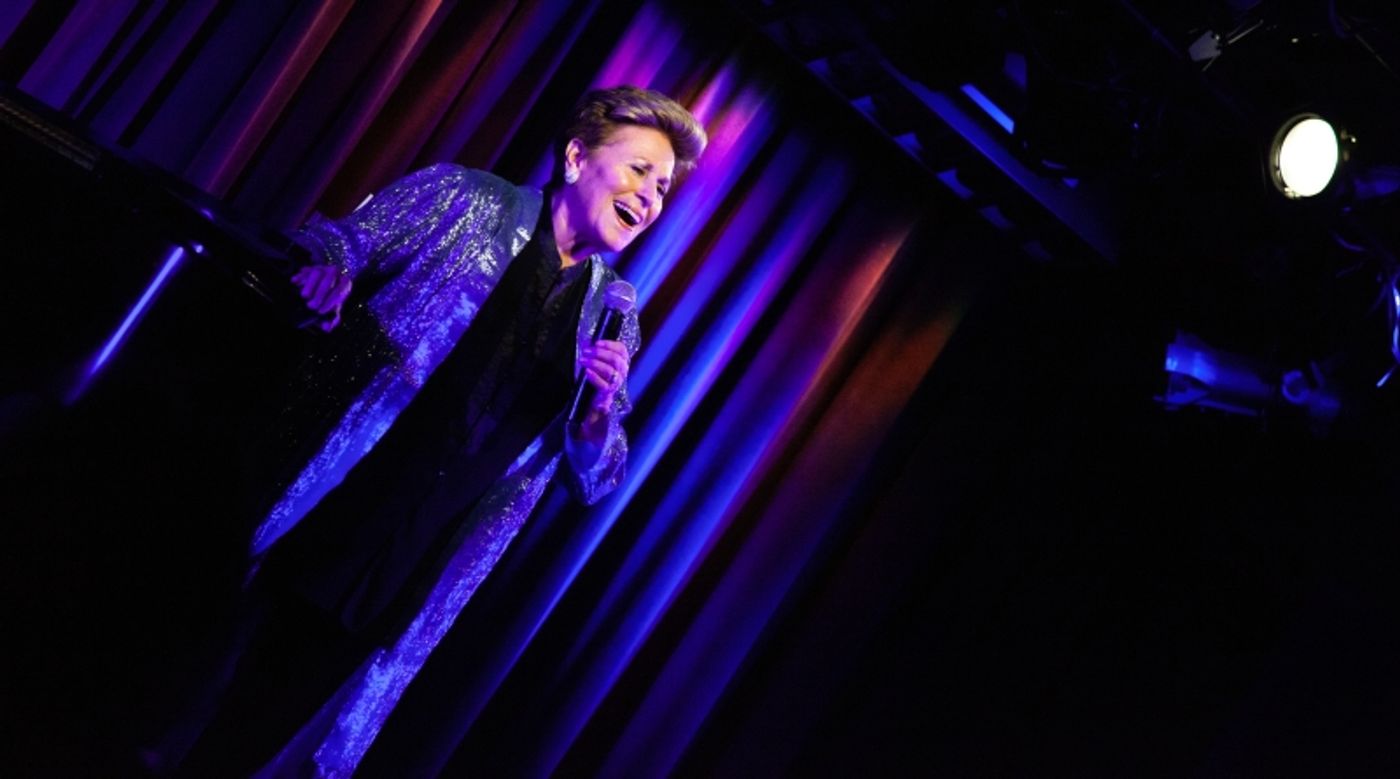 Review: Lorna Dallas Divinely Displays GLAMOROUS NIGHTS AND RAINY DAYS at The Laurie Beechman Theatre  Image
