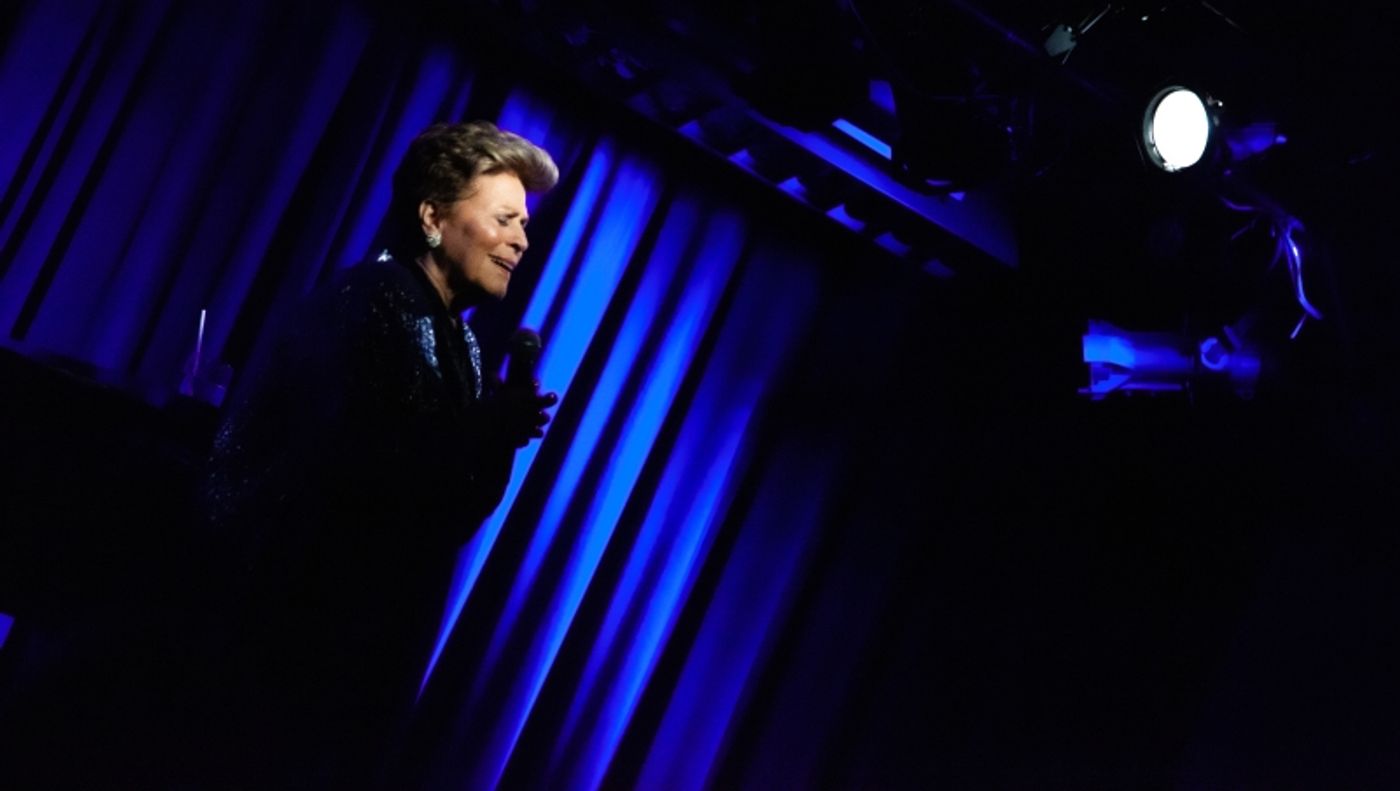 Review: Lorna Dallas Divinely Displays GLAMOROUS NIGHTS AND RAINY DAYS at The Laurie Beechman Theatre  Image