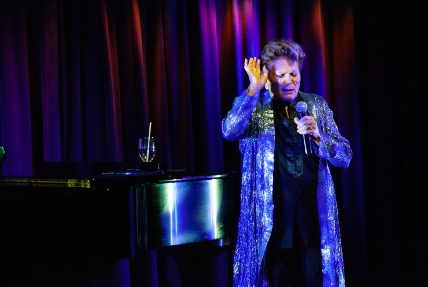 Review: Lorna Dallas Divinely Displays GLAMOROUS NIGHTS AND RAINY DAYS at The Laurie Beechman Theatre  Image