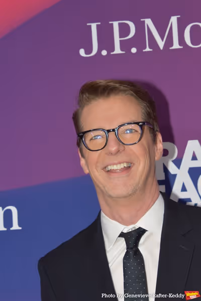 Sean Hayes Photo