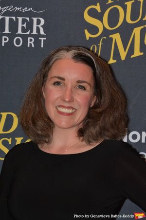 Lauren Gobes @ BroadwayWorld Lauren Gobes Photo