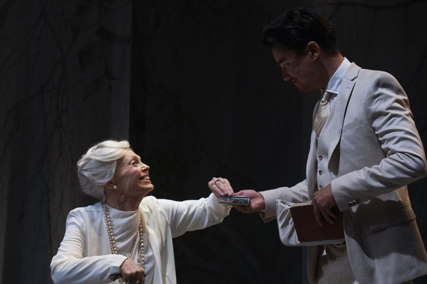 REVIEW: Tennessee Williams' SUDDENLY LAST SUMMER Is Presented With Simplicity At Ensemble Theatre  Image