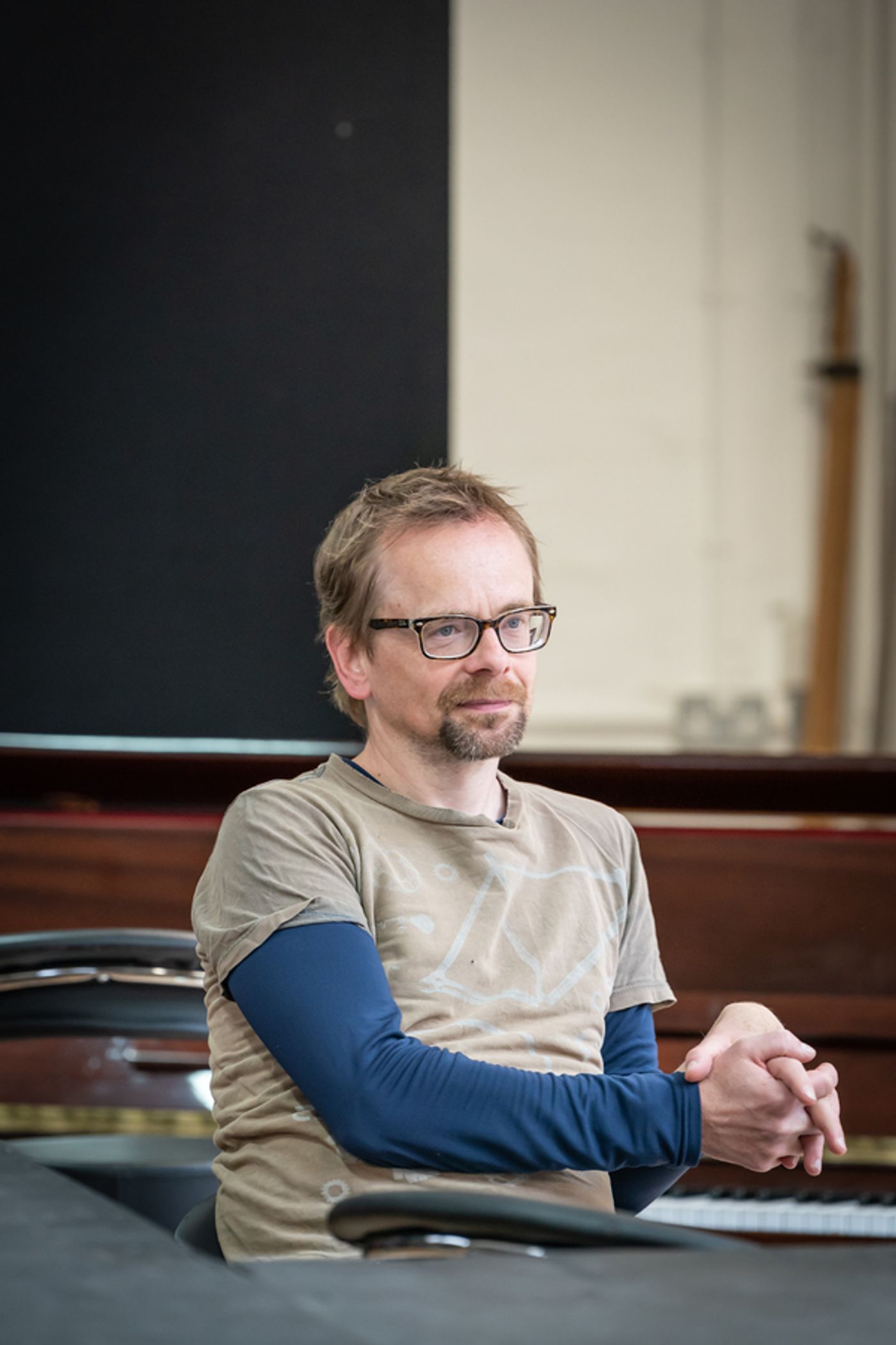 Photos: Inside Rehearsal For PATRIOTS at the Noel Coward Theatre  Image