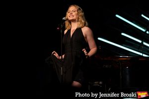 Elizabeth Teeter @ BroadwayWorld Elizabeth Teeter Photo