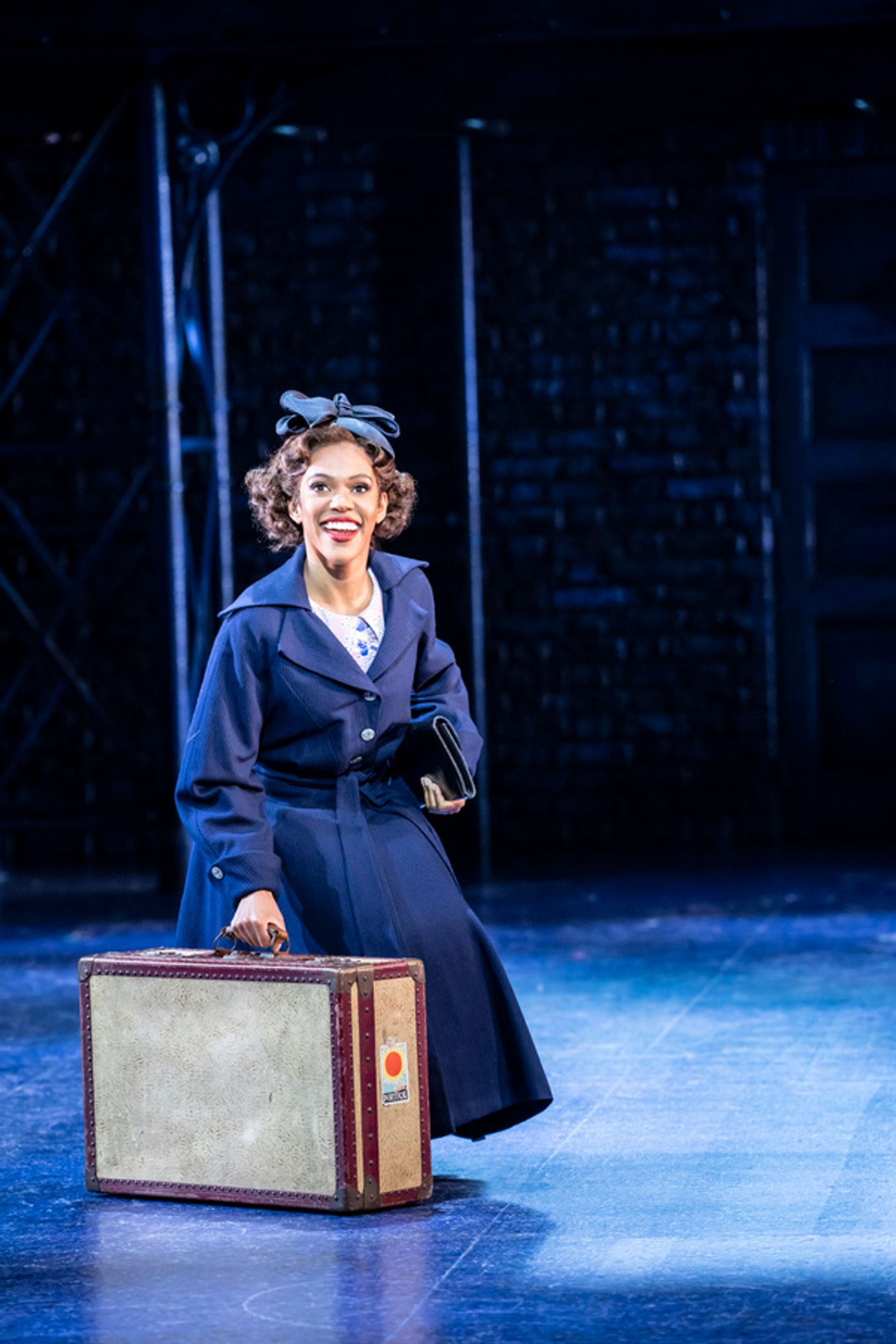 Photos: First Look at 42ND STREET at Curve, Leicester and Sadler's Wells  Image