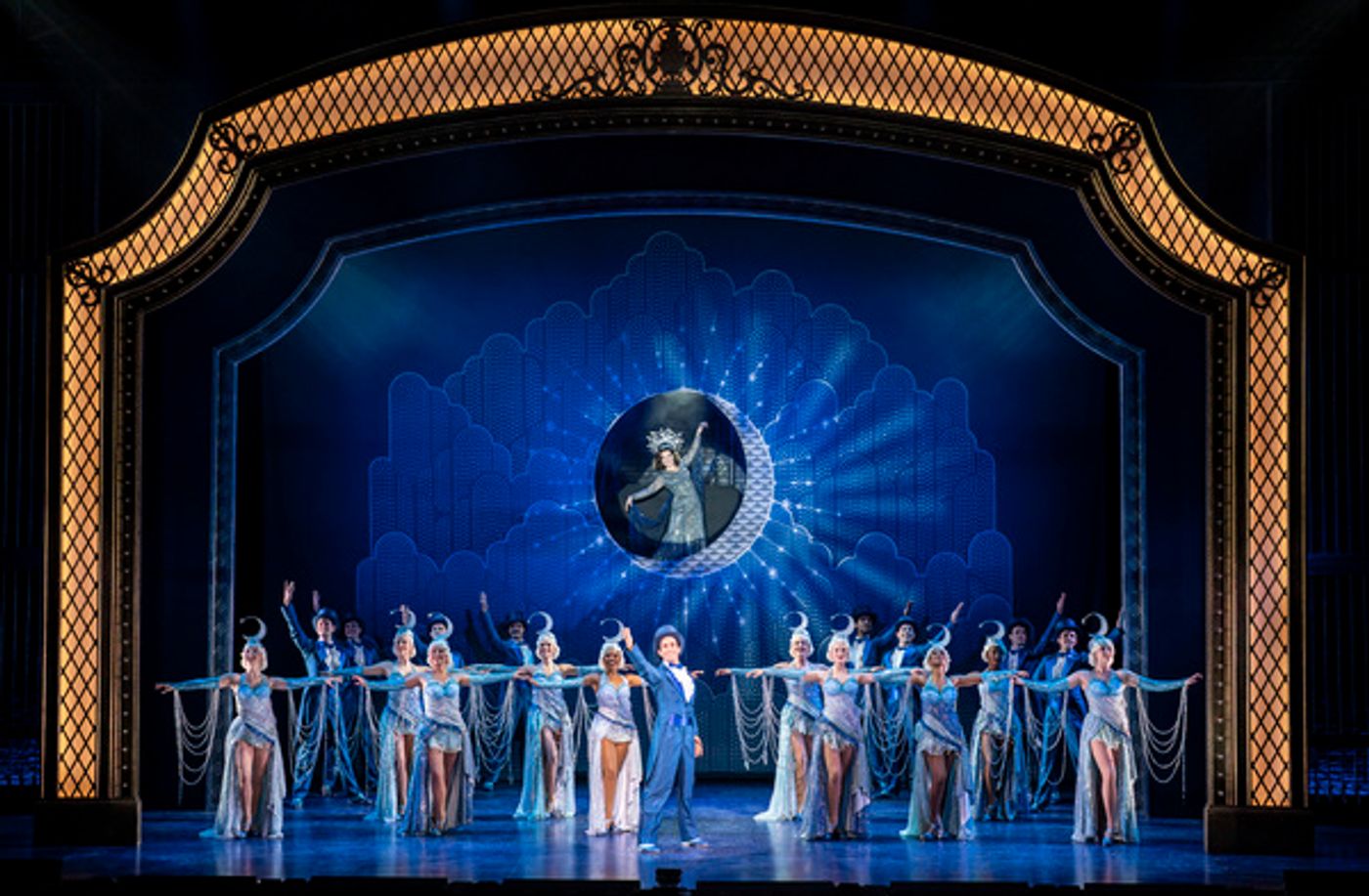Photos: First Look at 42ND STREET at Curve, Leicester and Sadler's Wells  Image
