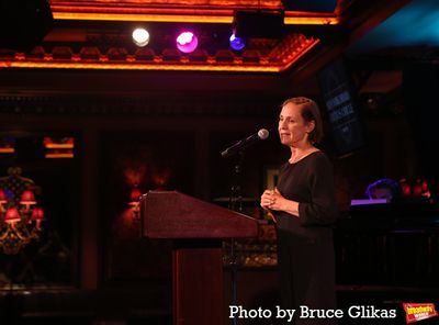 Laurie Metcalf Photo