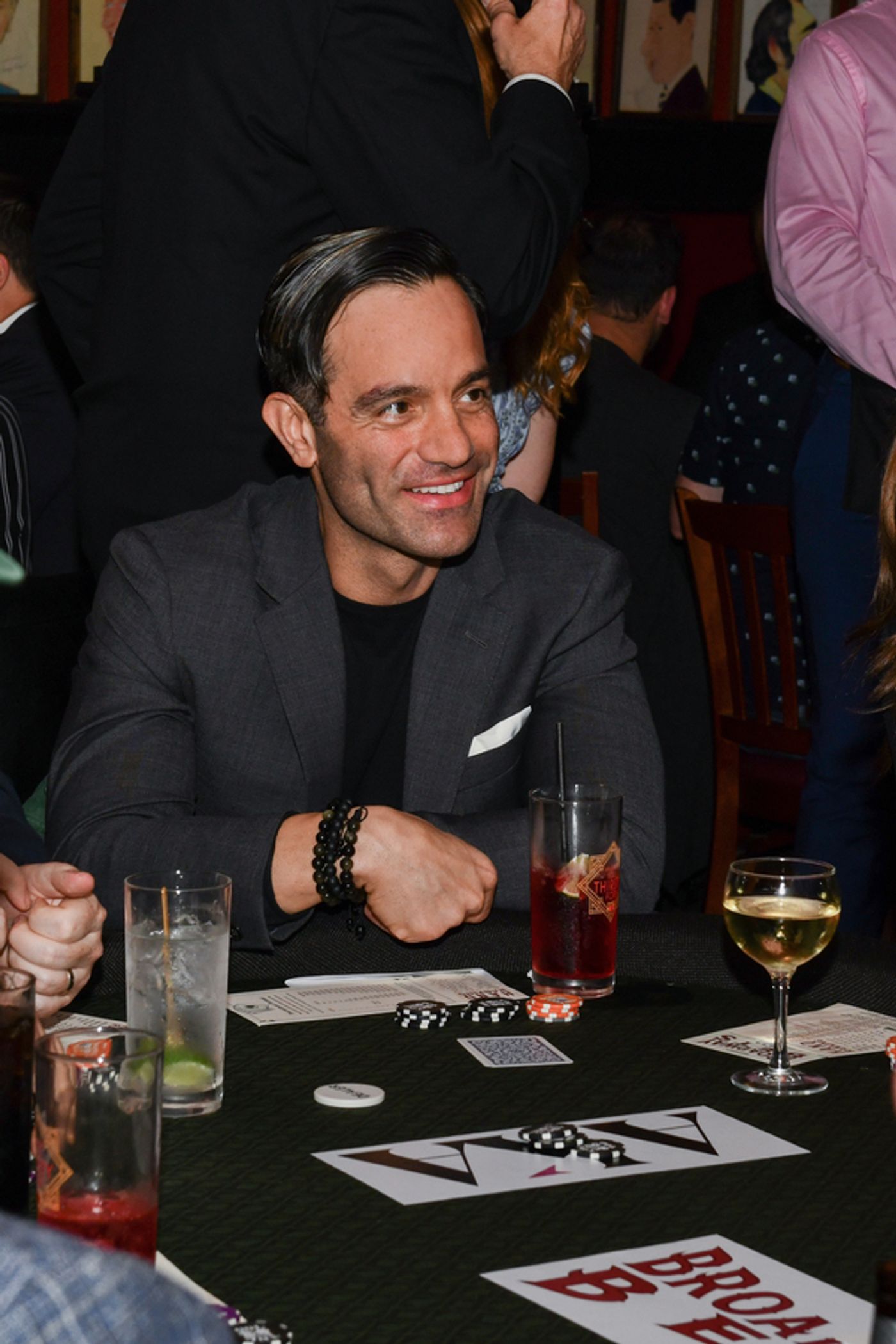 Photos: Mike Myers, Anthony Rapp & More Take Part in Broadway Bets  Image